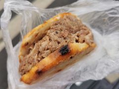 -老西关黄老太牛肉烧饼