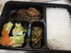 -田老师红烧肉老家肉饼(东单店)