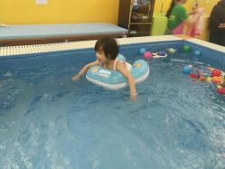 -子木乐园婴儿游泳馆(水晶港店)