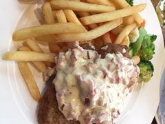 Geneva-Geneva日内瓦餐厅(西郊宝成花苑店)