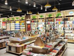 -雨丝书店(综合商业楼店)