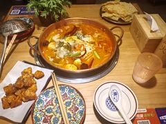 -洱火云南酸菜牛肉火锅(石景山当代商城店)