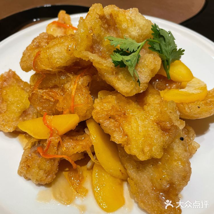 探美食｜长春最贵烤全羊果然名不虚传