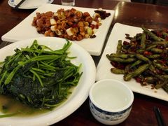 -乡村驴肉馆羊蝎子