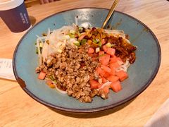 贵州肉臊拌粉-贵凤凰贵州米粉(望京店)