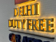 -英迪拉·甘地国际机场