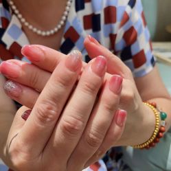 -H12 STAR日式美甲美睫专门店