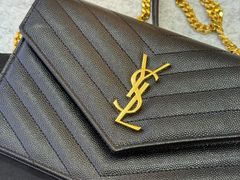 -小飞侠奢侈品回收 寄卖 养护(宝山宝龙广场店)