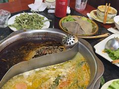 -重庆楊門机场老火锅(20年老店两路总店)