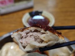 -黄阿姨锅贴大王(万航渡路店)