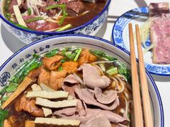 -镇南锅盖面馆(解放路店)