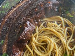-小龙大肉面馆
