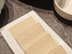 -德天肥牛海鲜火锅(城西银泰店)