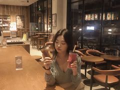 -星巴克(上海汇锦里店)