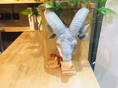 -HIGH FIVE哈福手工汉堡(桂林路店)