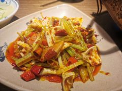 -肖四女乐山跷脚牛肉(世博源店)