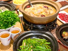 -邹开喜·炭炉鸡煲·海鲜火锅(虹口足球场店)