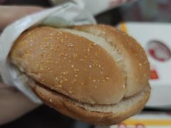 板烧鸡腿汉堡-麦当劳(乳山路店)