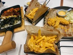 -七楽·韩式欢聚餐厅 치르치르(龙泉驿万达店)