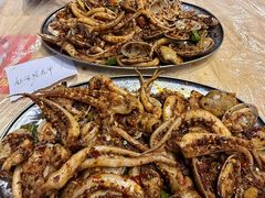 -郑记•不夜城烧烤•龙虾•虾蟹(黄鹤楼店)
