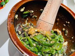 皮蛋青椒擂茄子-费大厨辣椒炒肉(通州万达店)