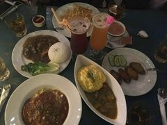 -杨桃院子咖啡吧(中华红墨店)