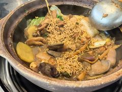 -胡须佬鸡煲四季火锅店(石厦西村直营店)