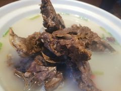 -亿诣蝎府炸酱面羊蝎子火锅(酷车小镇店)