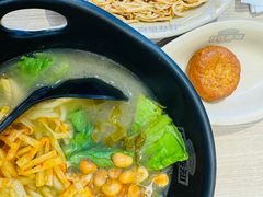 -桂在香知桂林米粉(红博中央公园店)