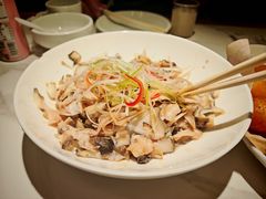 -五谷丰登农家院·地道胶东菜·海鲜烧烤(威海店)