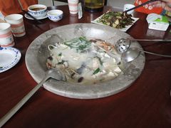 -姚记抚仙湖石锅鱼庄