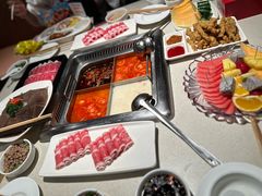 -海底捞火锅鲜切牛肉主题店(长寿路店)