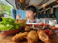 -火车头法国西餐厅