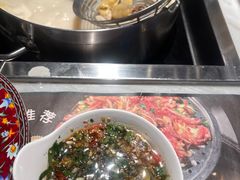 -尚尚仙·酸汤猪手·猪肚鸡火锅(华联万柳购物中心店)