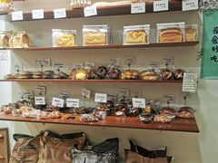 -雀食面包店(钟楼店)