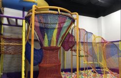 -蹦贝运动中心·蹦床·攀岩·闯关(龙岗店)