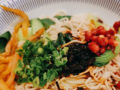 -遇见小面(东方宝泰店)