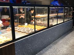 面包甜点陈列柜-LELECHA乐乐茶(上海五角场万达广场店)