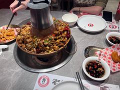 -老佛爷铜炉蛙锅(东门老街店)