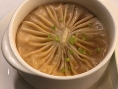 鲜蟹肉龙虾汤包-北京厨房(西安SKP店)