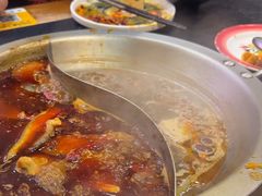 -沸炉重庆老火锅(军事博物馆店)