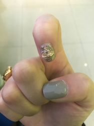 -小红楼美甲美容中心