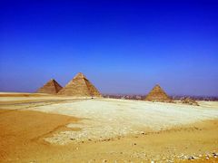 -吉萨金字塔群