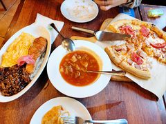 -玛格萝妮比萨屋(陆家浜路店)
