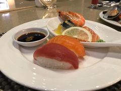 -亮马河饭店翠雅咖啡厅