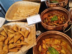 -锦厨国际自助餐厅 · 云端景观 (昆明索菲特大酒店)