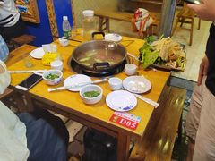 -金鼎雪山牦牛杂火锅(理县总店)