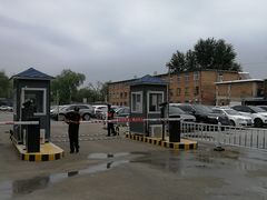 -圆明园停车场
