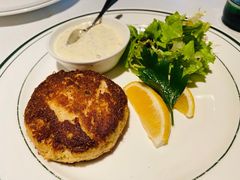 招牌蟹肉饼-Wolfgang’s Steakhouse 沃夫冈牛排馆(上海白玉兰广场店)