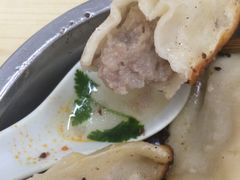 -黄阿姨锅贴大王(万航渡路店)